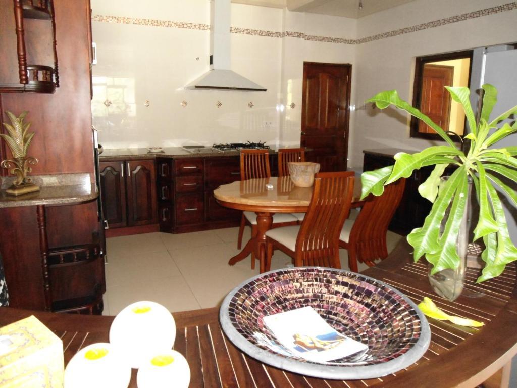 Bayview Villas Seychelles Anse Boileau Bagian luar foto